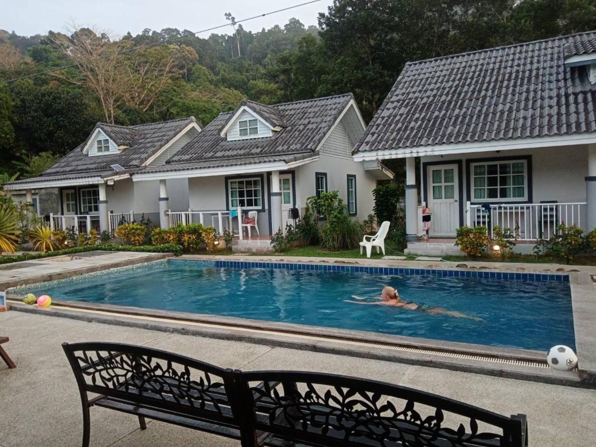 Suksompong Resort Khaulak Kültér fotó